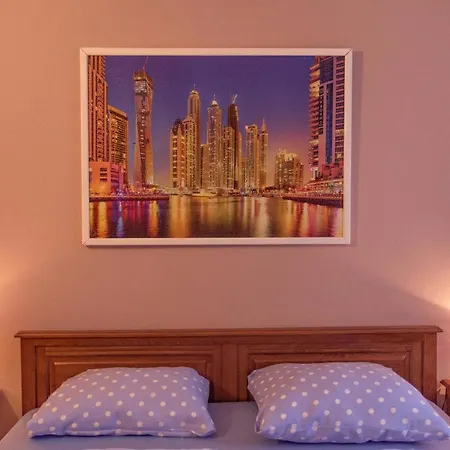 Dijana Bed & Breakfast 3*