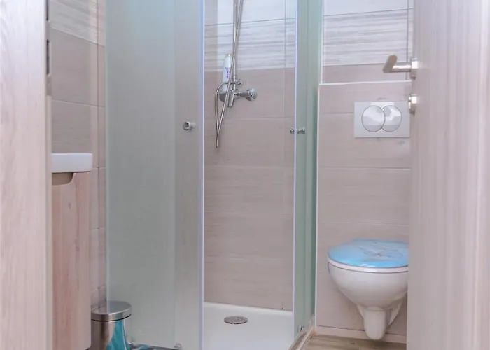 Bed & Breakfast Dijana 3*