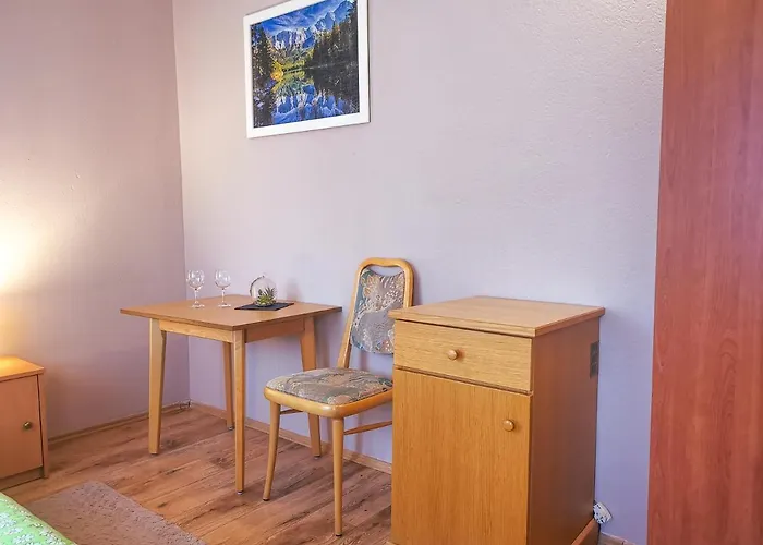 Dijana Couette-café Gračac